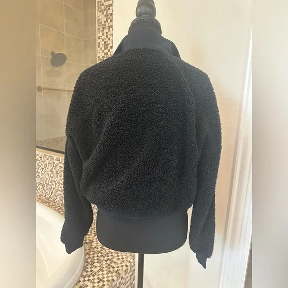 Fabletics Dream Polar Fleece Pullover - Picture 4 of 6